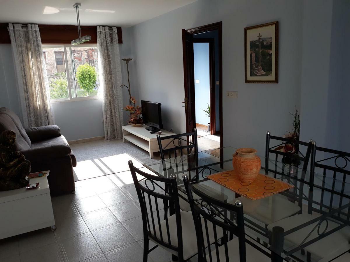 فيلا سانتياغو دي كومبوستيلافي Casa Tia Lola المظهر الخارجي الصورة